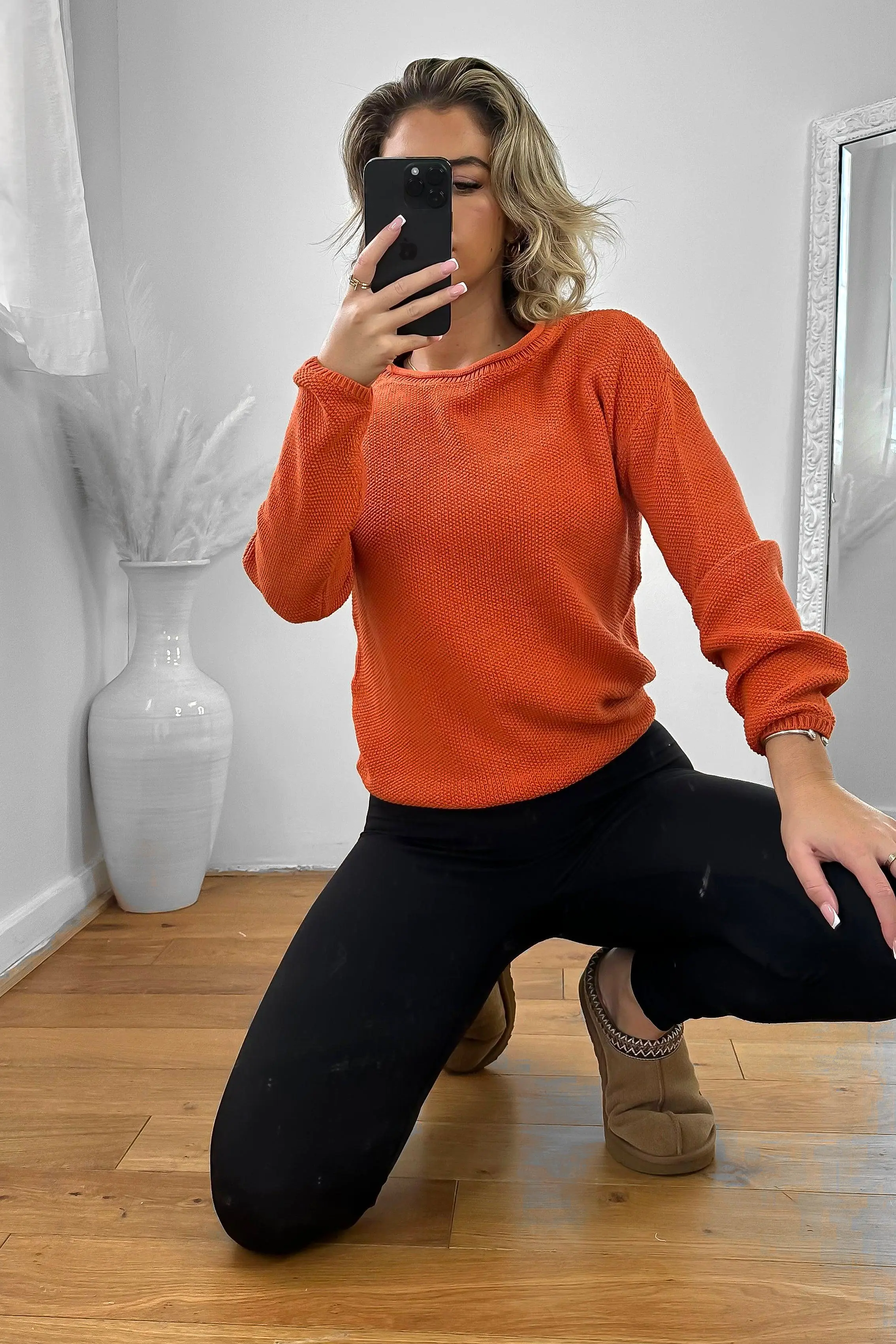 Chunky Knit Round Raw Neck Pullover