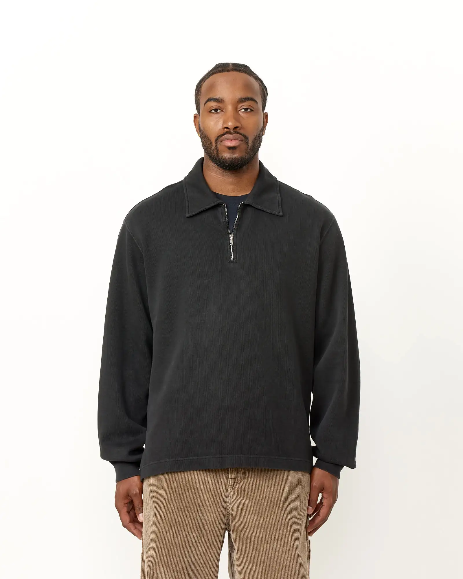 Lad Sweatshirt in Worn Black Athletic rib