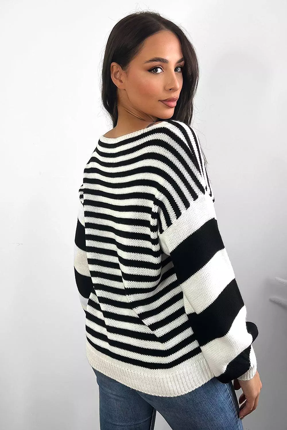 Mixed Stripes V-Neck Pullover