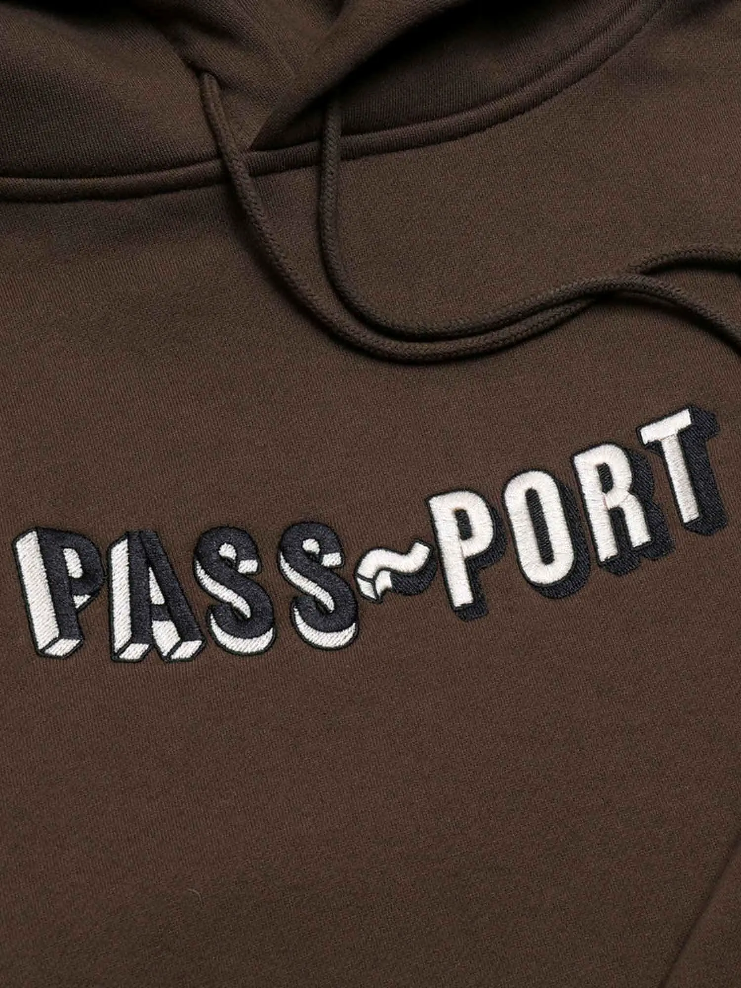 Pass-Port Sunken Logo Embroidery Hood - Bark