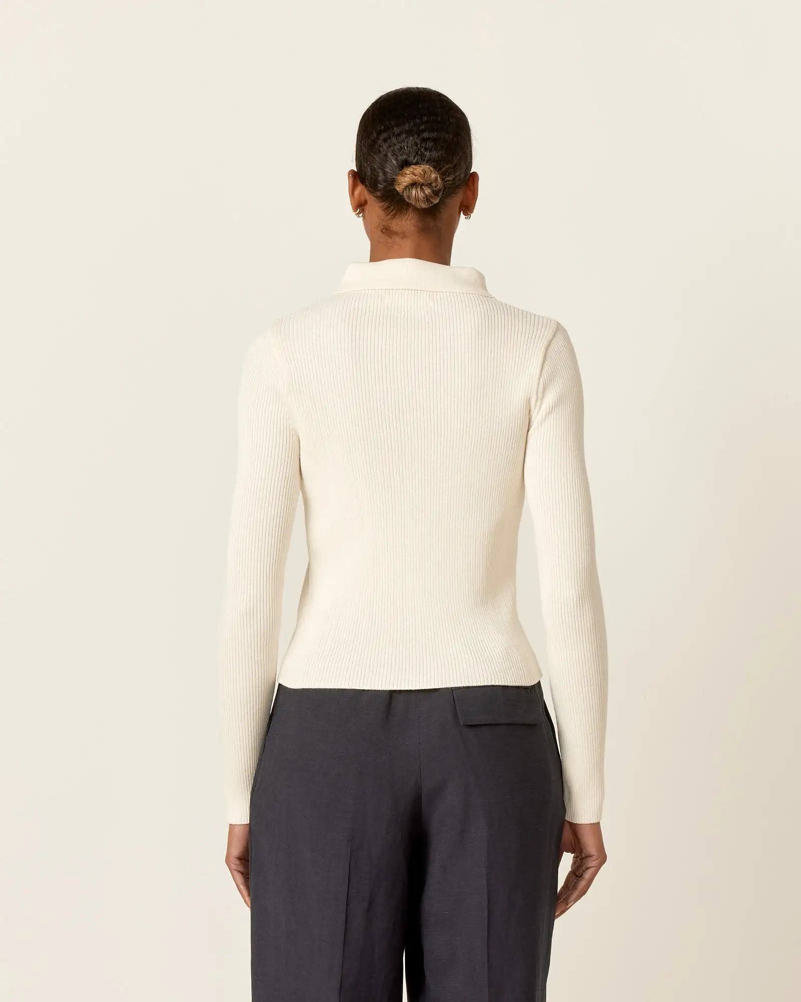 Ribbed Short Cardigan in Ivory